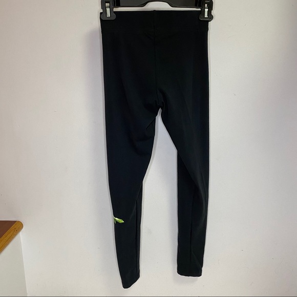 NWT Adidas black leggings size XS Floral Graphic - Picture 5 of 9